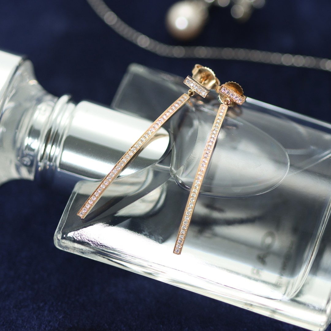 TIFFANY & Co. ティファニー ダイヤモンド バー ピアス ローズゴールド(ピンクゴールド）62271817
