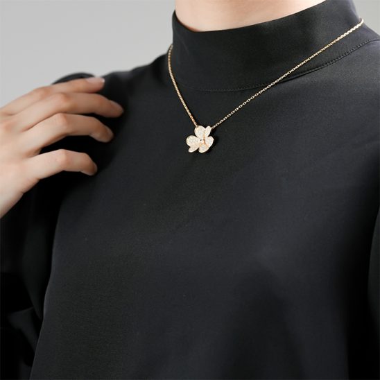 Van Cleef & Arpels ヴァン クリーフ&アーペル フリヴォル ラージ ペンダント ネックレス ラージモデル イエローゴールド ダイヤモンド VCARP0J700