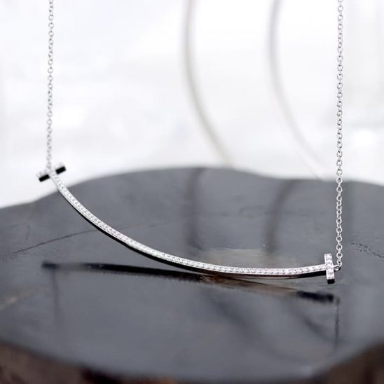 TIFFANY & Co. ティファニー ティファニーT ラージ スマイル ペンダント ネックレス ホワイトゴールド ダイヤモンド 33823304/60011655