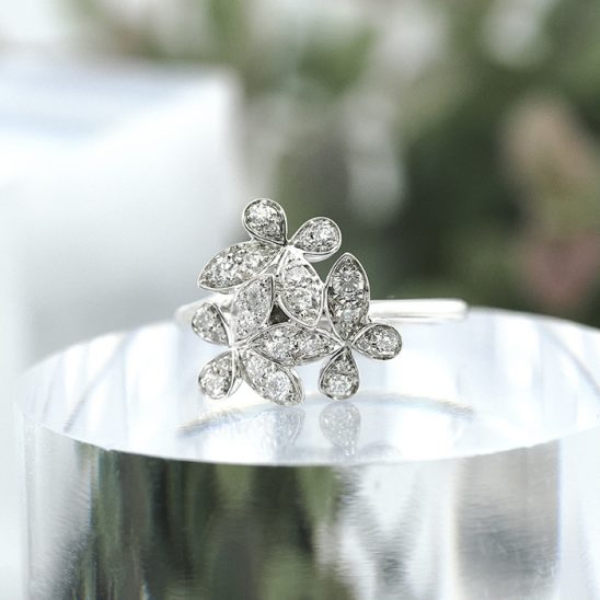 GRAFF グラフ トリプル パヴェ バタフライ ダイヤモンド ミニリング ホワイトゴールド RGR878