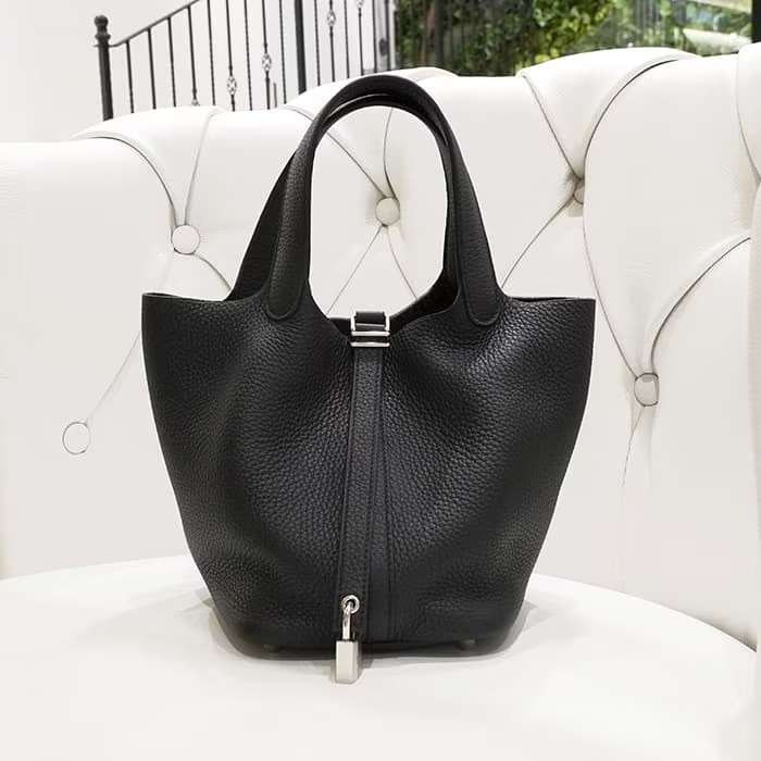 HERMES エルメス ピコタン ロック PM トリヨンクレマンス ノワール シルバー金具