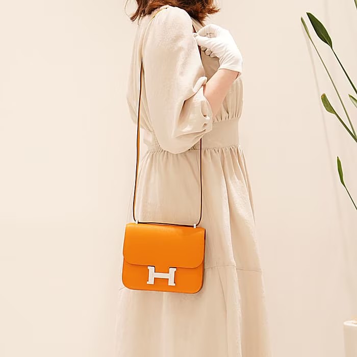 HERMES エルメス コンスタンス 3 ミニ ヴェルソ シェーブル ムタード×アザレ シルバー金具