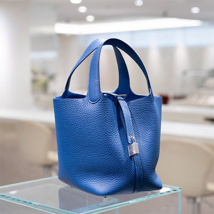 HERMES エルメス ピコタン ロック PM トリヨンクレマンス ブルータイ シルバー金具