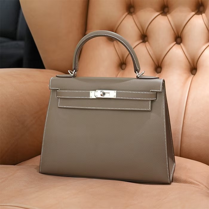HERMES エルメス ケリー 28 外縫い エプソン エトゥープ シルバー金具