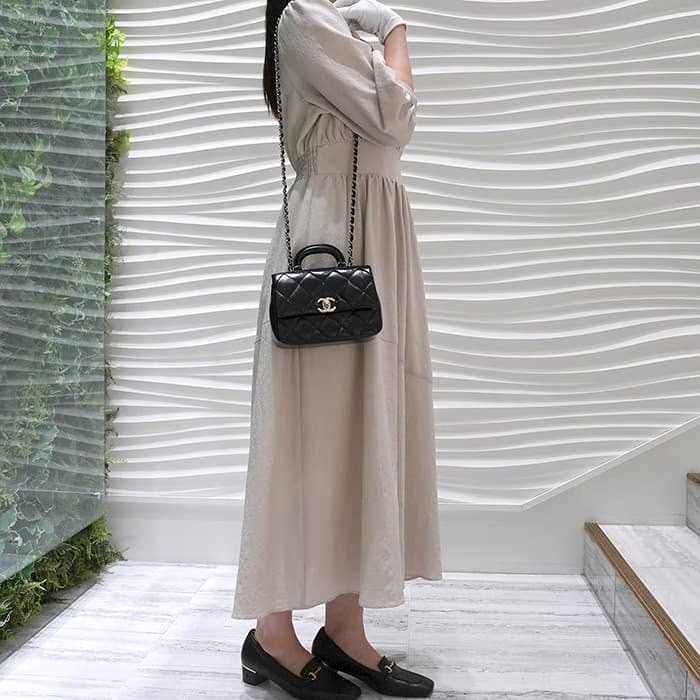 CHANEL シャネル トップハンドル フラップ ミニ バッグ ラムスキン ブラック AS4543 B14863 94305