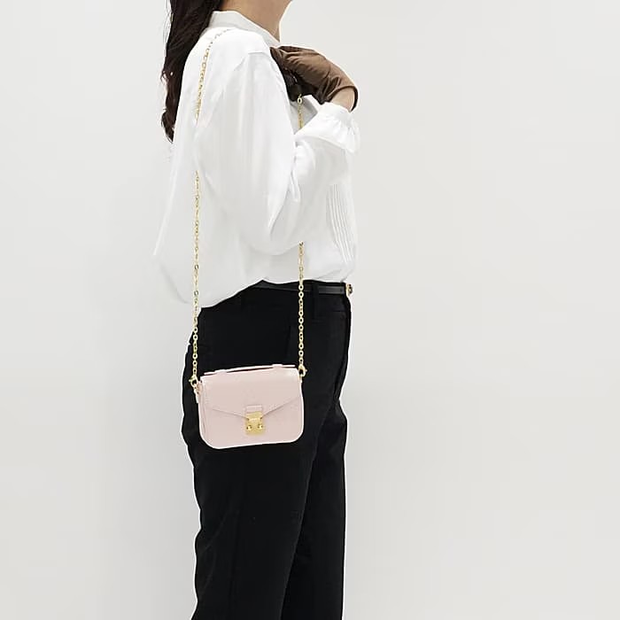 LOUIS VUITTON ルイ・ヴィトン マイクロメティス M81389